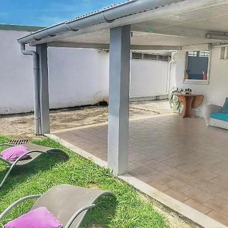 Malilia Beach A Sainte-Anne - Wifi -5 Min A Pied De La Plage Luaran gambar